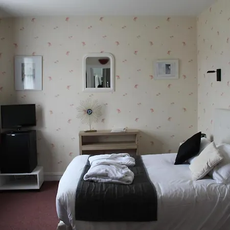 De L'europe, מלון 3*